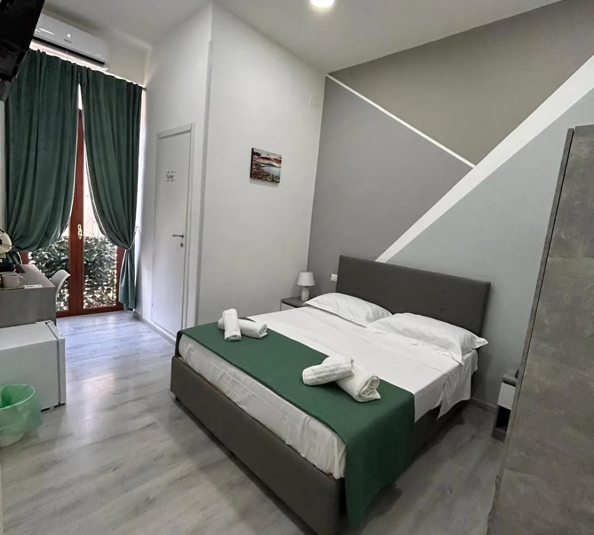 Garibaldi Guest House Napoli