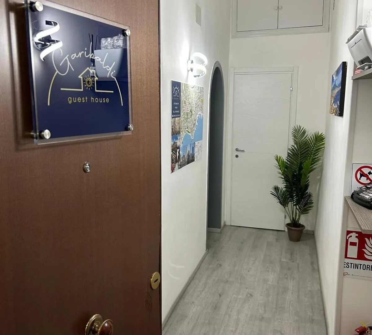 Garibaldi Guest House Napoli